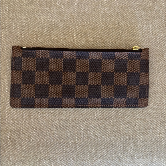 Louis Vuitton Damier Ebene Josephine Wallet - Picture 6 of 17